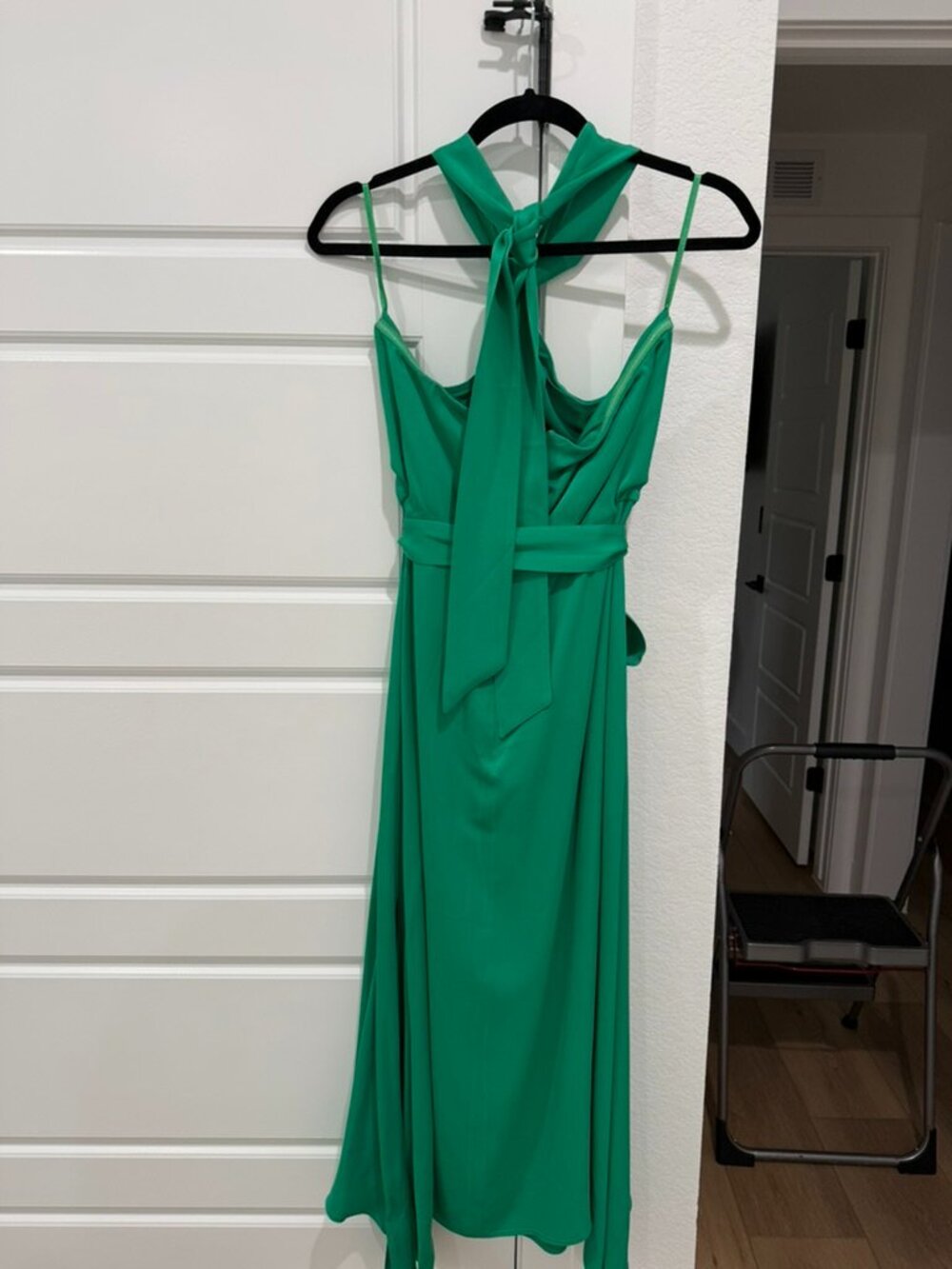 Reiss Green Twist Halter Neck Tie Waist Midi Dress - Size US 10 / UK 14 - Picture 3 of 4
